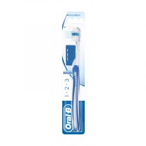 Oral-B 123 Maxi Clean Χειροκίνητη Οδοντόβουρτσα 40 Μέτρια 1τμχ